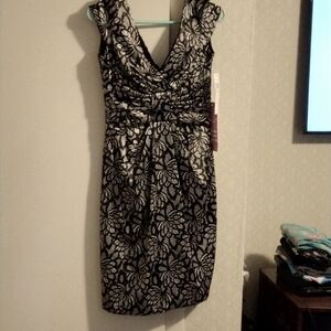 Maggy London black and white lace print dress
